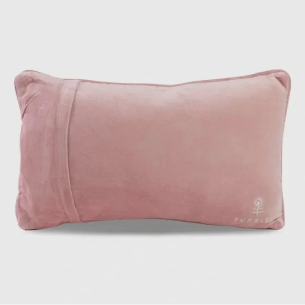 Furbish Studio “Demure” Needlepoint Pillow NWT Preppy Accent Throw Pillow